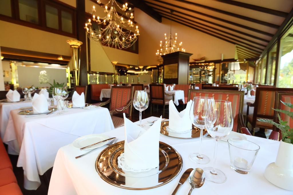 Parkhotel Stader Hof ภายนอก รูปภาพ